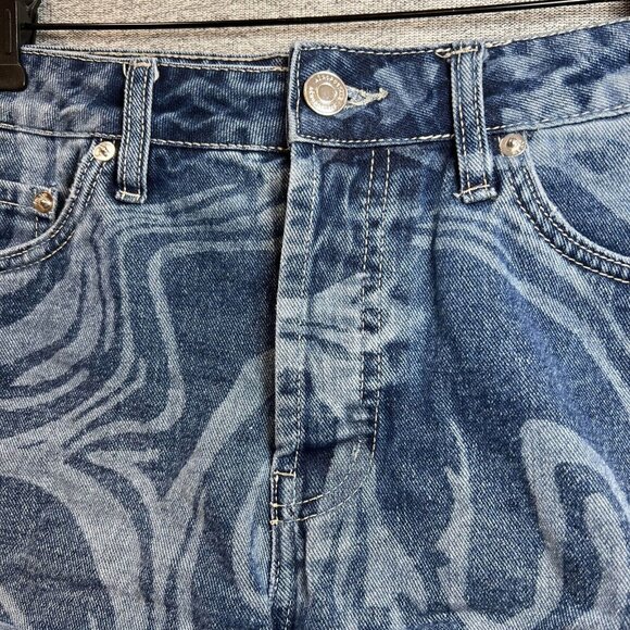 Aeropostale Jean Short Women Size 4 Blue Printed Boyfriend Cutoff Button Fly - Picture 13 of 16